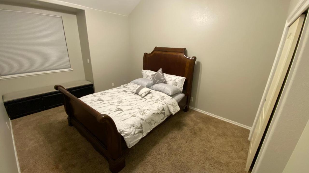 Beautiful Peaceful Desirable Home In Madera Rancho מראה חיצוני תמונה