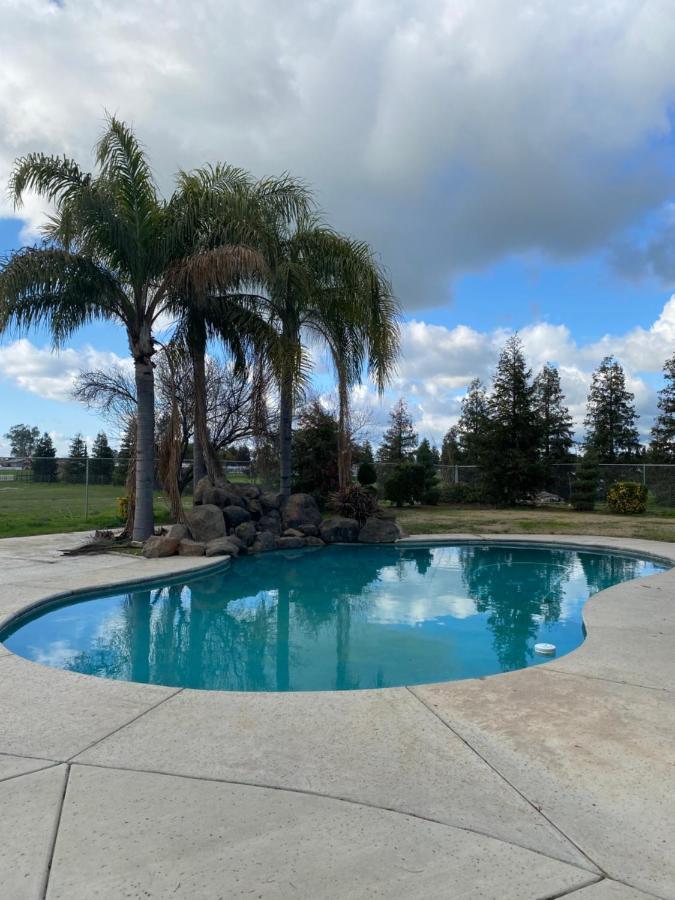 Beautiful Peaceful Desirable Home In Madera Rancho מראה חיצוני תמונה
