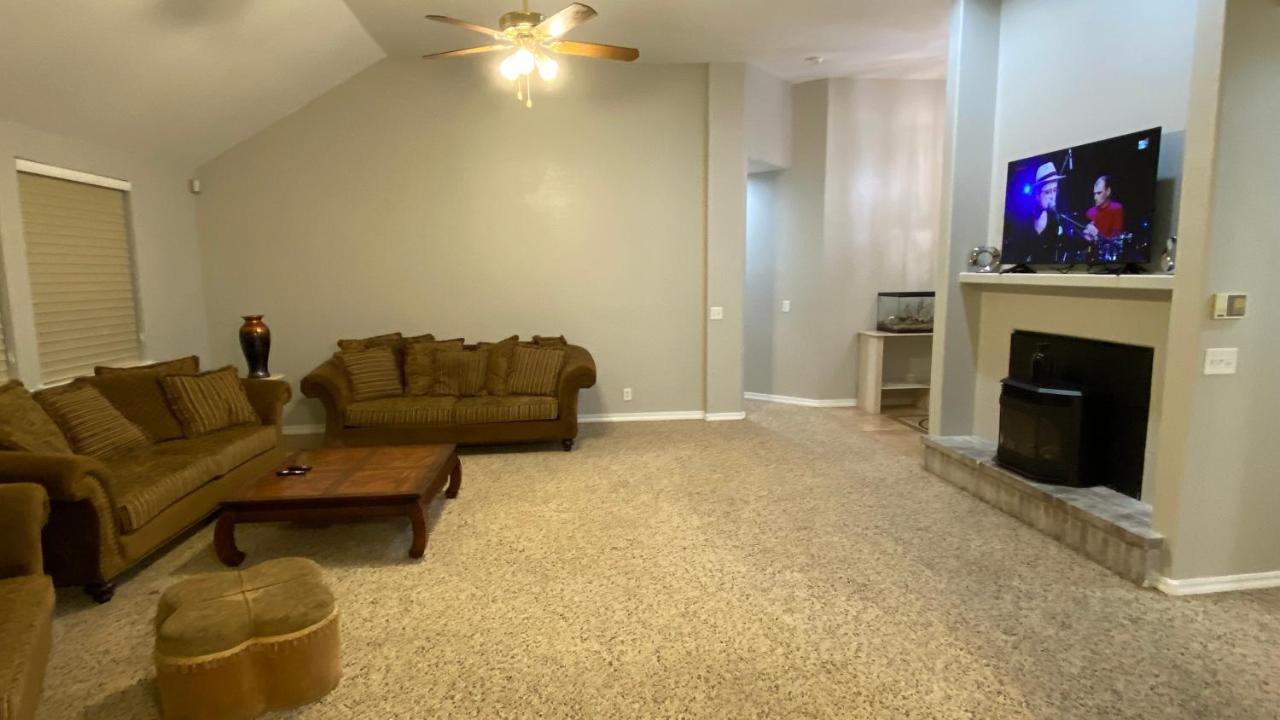 Beautiful Peaceful Desirable Home In Madera Rancho מראה חיצוני תמונה